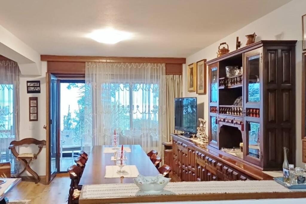Brezza Marina - Appartamento In Villa Fronte Mare Trieste Eksteriør billede